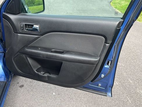 Used 2010 Ford Fusion SE FWD image 17