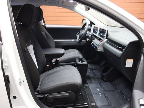 Used 2024 Hyundai Ioniq 5 SEL image 21