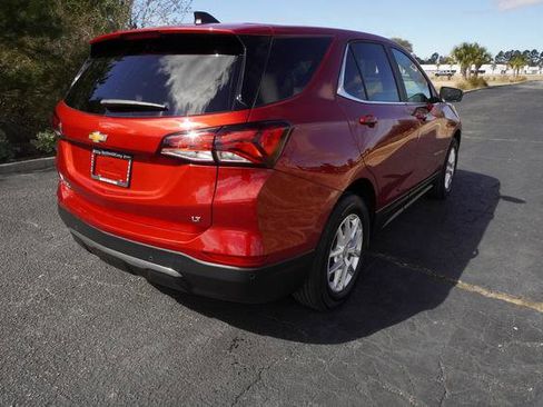 Used 2024 Chevrolet Equinox LT w/ LPO, Floor Liner Package image 3