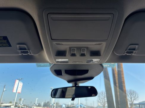 Used 2020 Ford Escape SE Sport image 25