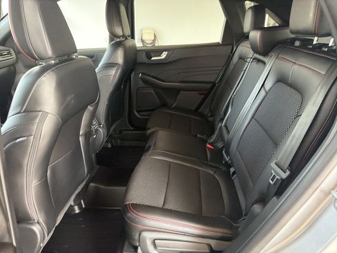 Used 2024 Ford Escape ST-Line w/ Tech Pack #1 AWD/4WD image 23