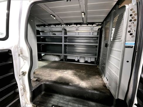 Used 2019 Chevrolet Express 2500 w/ Driver Convenience Package image 21