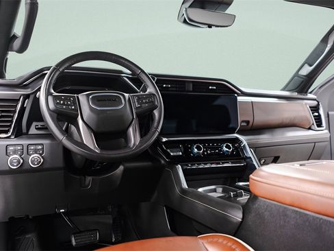 Used 2024 GMC Sierra 2500 Denali Ultimate w/ LPO, GMC Protection Package image 28