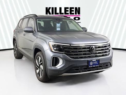 Used 2025 Volkswagen Atlas SE FWD image 1