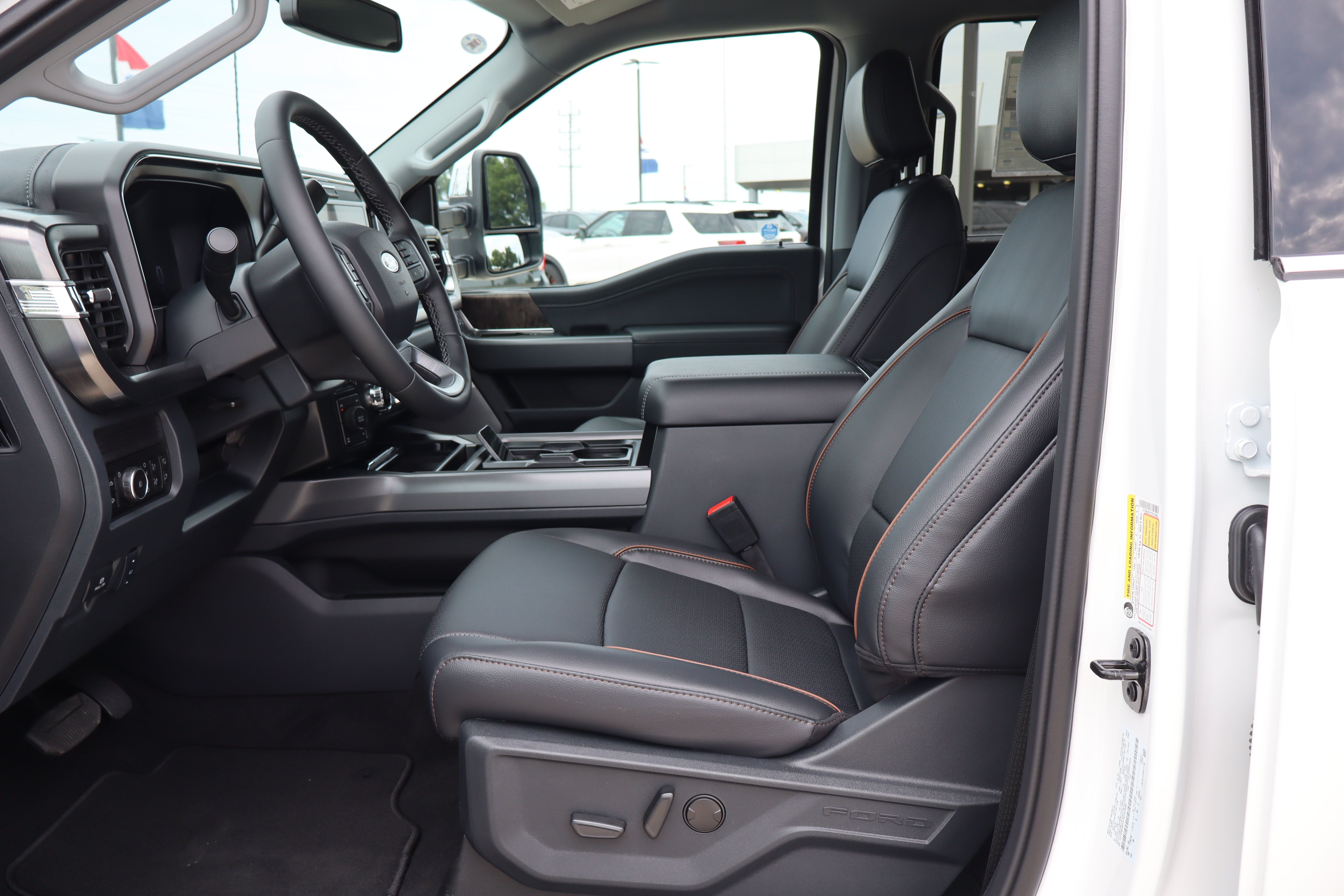 New 2026 Ford F350 Lariat w/ Lariat Premium Package AWD/4WD image 9