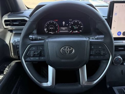 Used 2026 Toyota Tacoma TRD Sport RWD image 13