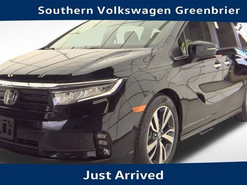Used 2023 Honda Odyssey Touring image 1