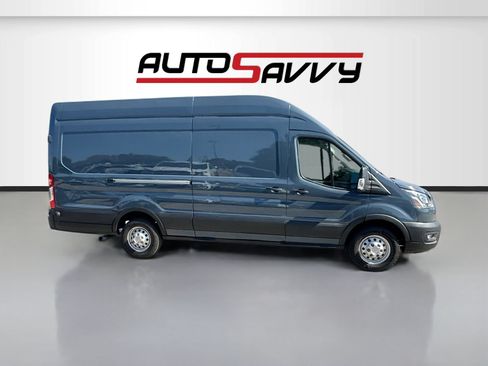 Used 2024 Ford Transit 250 148 High Roof Extended AWD w/ Parcel Delivery Package image 8