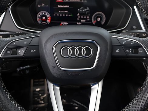 Used 2023 Audi SQ5 Premium Plus w/ Premium Plus Package image 20