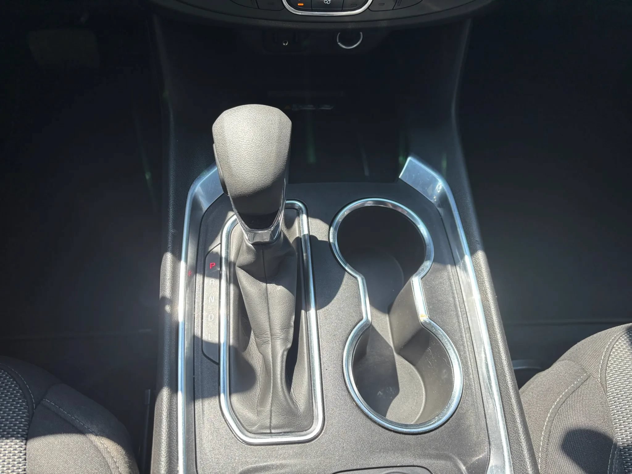 Used 2022 Chevrolet Traverse LT FWD image 24