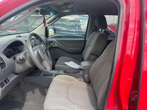 Used 2008 Nissan Frontier SE w/ SE Value Truck Pkg AWD/4WD image 13