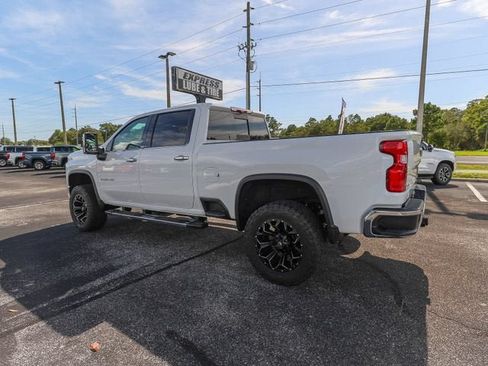 Used 2023 Chevrolet Silverado 2500 LTZ AWD/4WD image 6