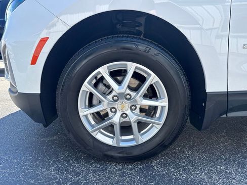 Used 2023 Chevrolet Equinox LT AWD/4WD image 11