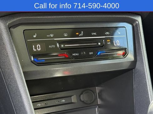 Used 2022 Volkswagen Tiguan SE w/ Panoramic Sunroof Package AWD/4WD image 24