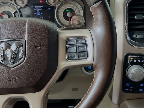 Used 2016 RAM 1500 Laramie Longhorn w/ Convenience Group AWD/4WD image 19