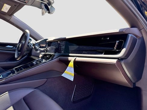 New 2026 Porsche Panamera 4 AWD/4WD image 31