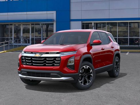 New 2026 Chevrolet Equinox LT image 6