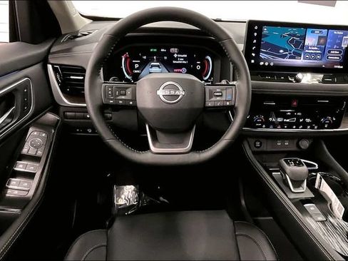 New 2026 Nissan Rogue Platinum AWD/4WD image 23