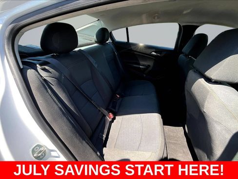 Used 2018 Chevrolet Cruze LS FWD image 29