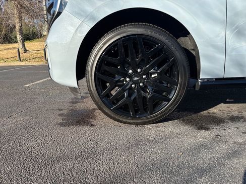 New 2026 Ford Expedition Max Platinum w/ Stealth Performance Package image 16