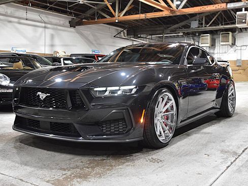 Used 2024 Ford Mustang GT Premium image 5