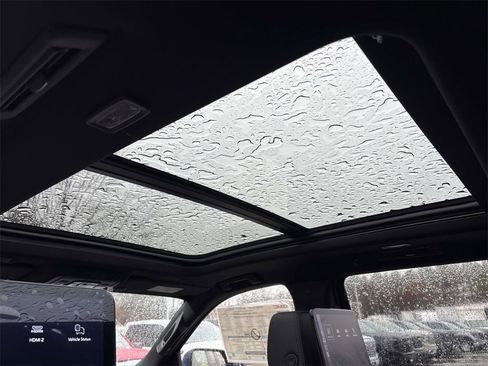 New 2026 GMC Yukon XL Denali w/ Advanced Technology Package image 8