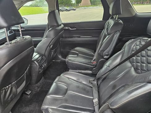Used 2021 Hyundai Palisade Limited w/ Cargo Package FWD image 23