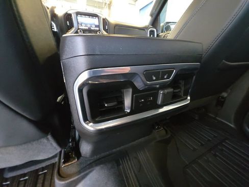 Used 2021 GMC Sierra 1500 SLT w/ SLT Premium Plus Package AWD/4WD image 34