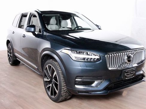 Used 2021 Volvo XC90 T8 Inscription Expression w/ Protection Package Premier image 3