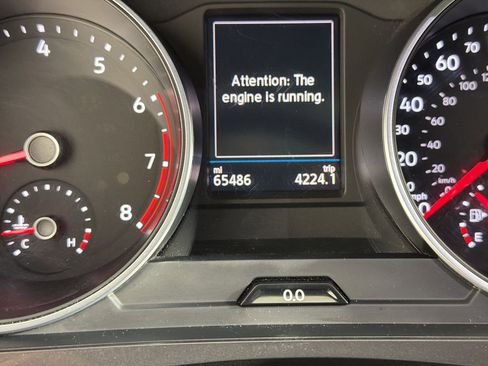 Used 2021 Volkswagen Tiguan SE R-Line image 20