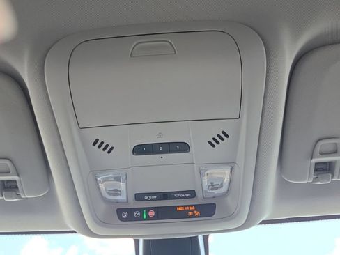 Used 2024 Chevrolet Blazer LT w/ Convenience Package FWD image 45