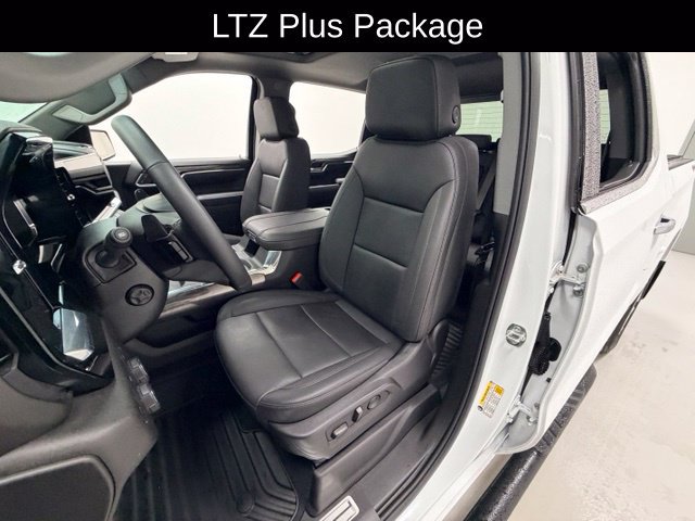 Certified 2025 Chevrolet Silverado 1500 LTZ w/ LTZ Premium Package AWD/4WD image 8