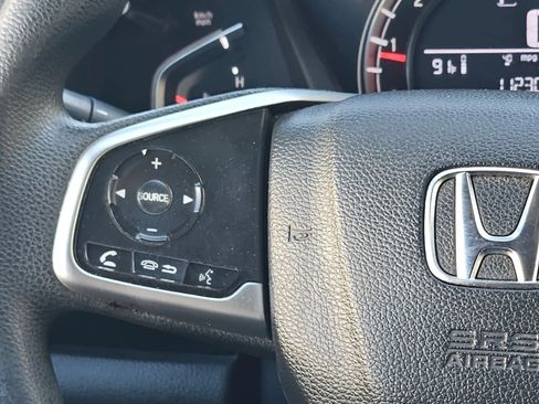 Used 2018 Honda CR-V LX image 17