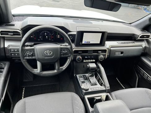 Used 2025 Toyota Tacoma SR5 image 22