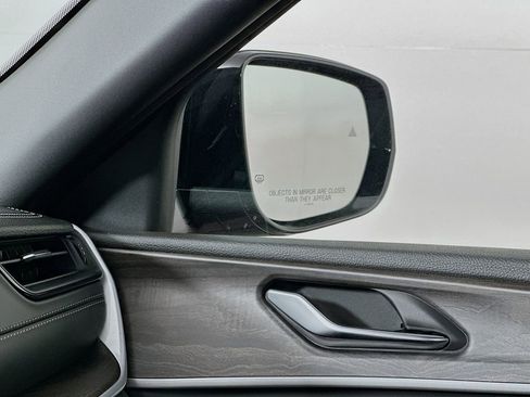 New 2026 Jeep Grand Cherokee Altitude AWD/4WD image 24