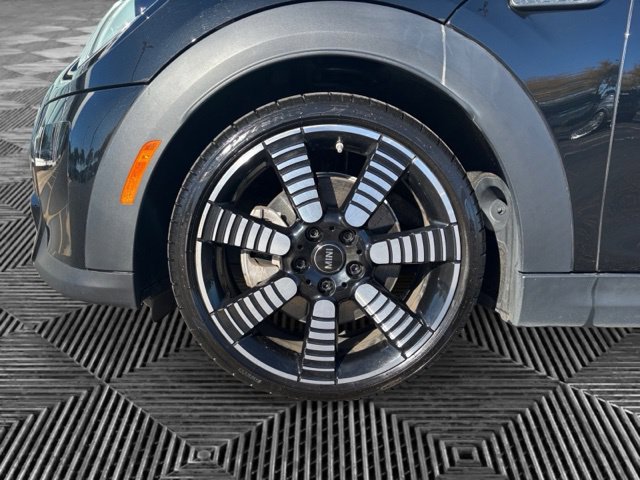 Used 2024 MINI Cooper S FWD image 30