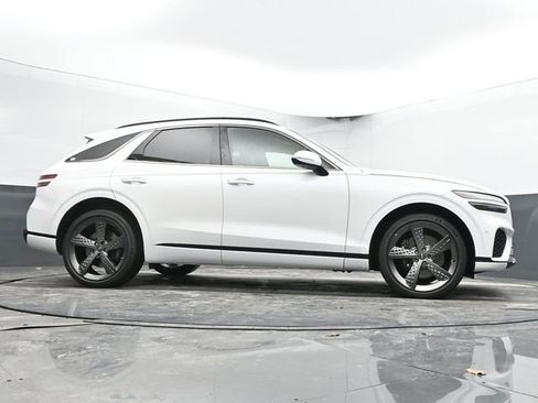 Used 2023 Genesis GV70 2.5T Sport Prestige w/ Sport Prestige Package image 51