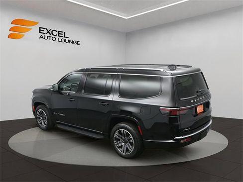Used 2023 Jeep Wagoneer Series II image 50