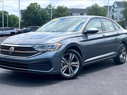 Used 2024 Volkswagen Jetta SE
