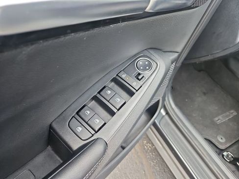 Used 2024 Kia Seltos S image 12