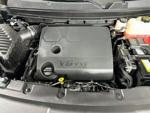 Used 2023 Chevrolet Traverse LS w/ Safety Package FWD image 38