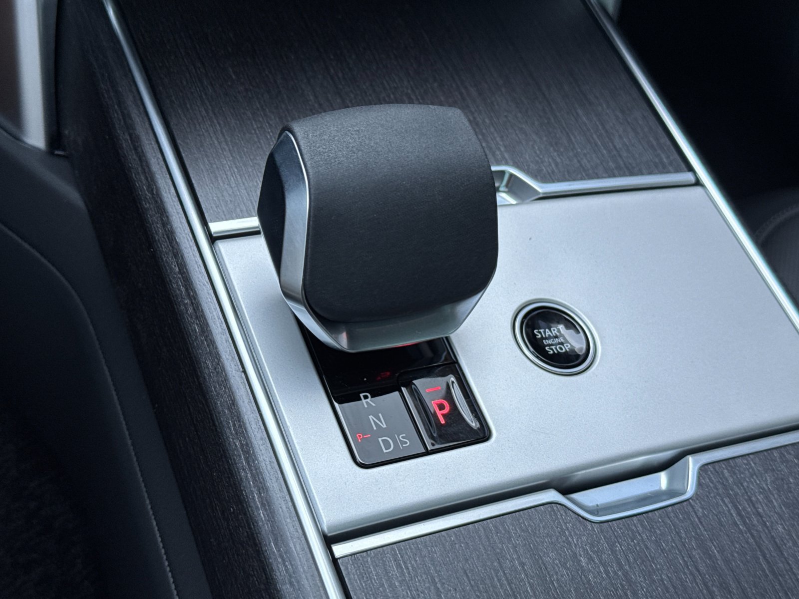 New 2026 Land Rover Range Rover SE AWD/4WD image 22