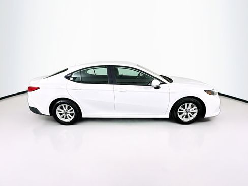 Used 2026 Toyota Camry LE FWD image 10