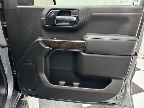 Used 2021 GMC Sierra 1500 Elevation image 18