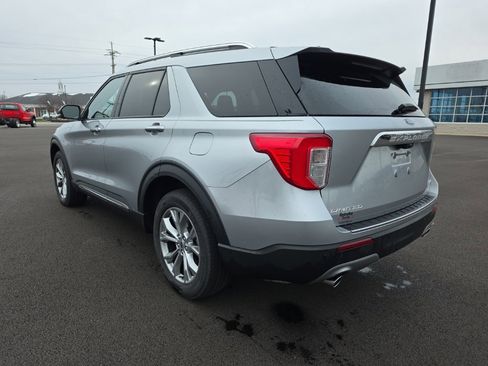 Used 2023 Ford Explorer Limited w/ Equipment Group 301A image 5