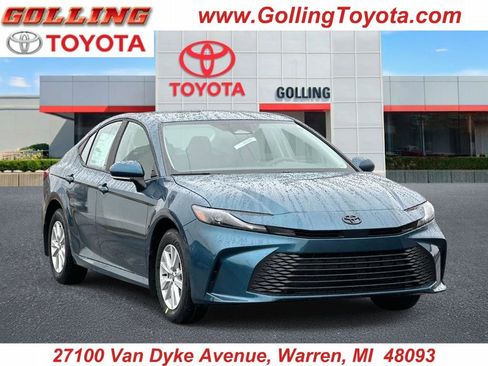 New 2026 Toyota Camry LE image 1