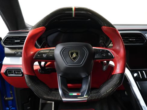 Used 2019 Lamborghini Urus AWD/4WD image 44