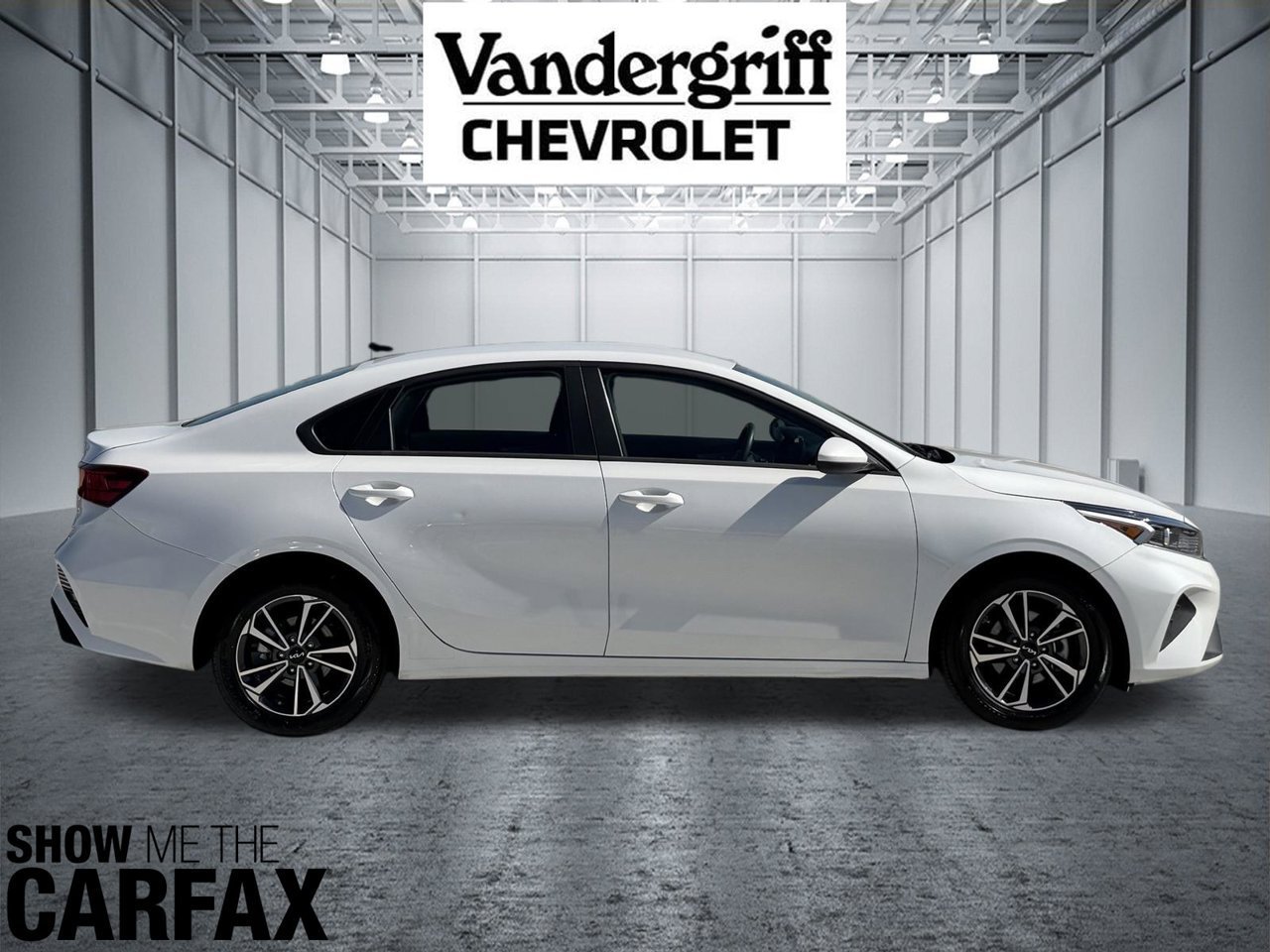 Used 2024 Kia Forte LXS FWD image 3