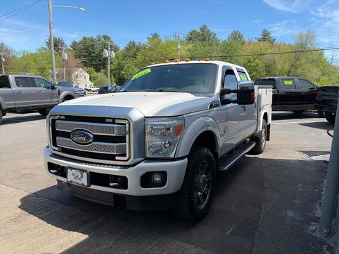 Used 2016 Ford F350 Platinum w/ Snow Plow Prep Package AWD/4WD image 4