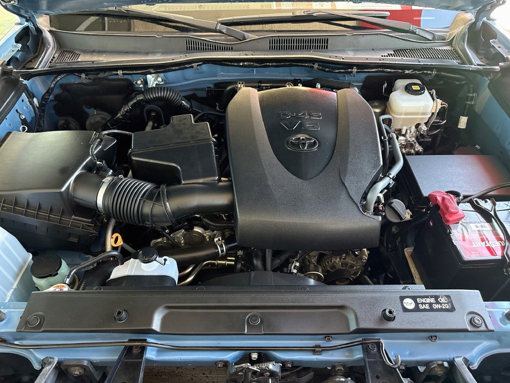 Used 2019 Toyota Tacoma TRD Off-Road AWD/4WD image 29